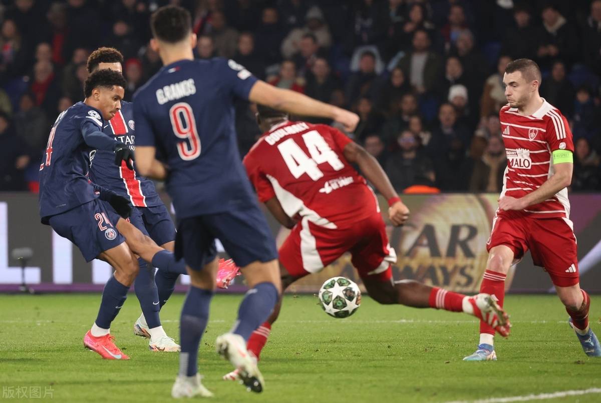 包含巴黎圣日耳曼力克利物浦,阿扎尔梅开二度德甲的词条 包含巴黎圣日耳曼力克利物浦,阿扎尔梅开二度德甲的词条